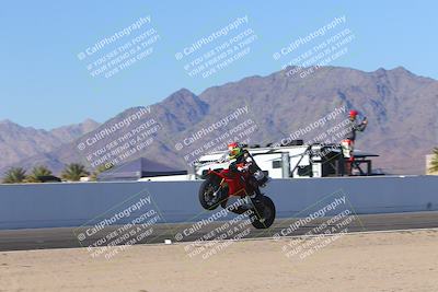 media/Nov-06-2023-Moto Forza (Mon) [[ce023d0744]]/4-Beginner Group/Session 4 (Finish Line Checker)/